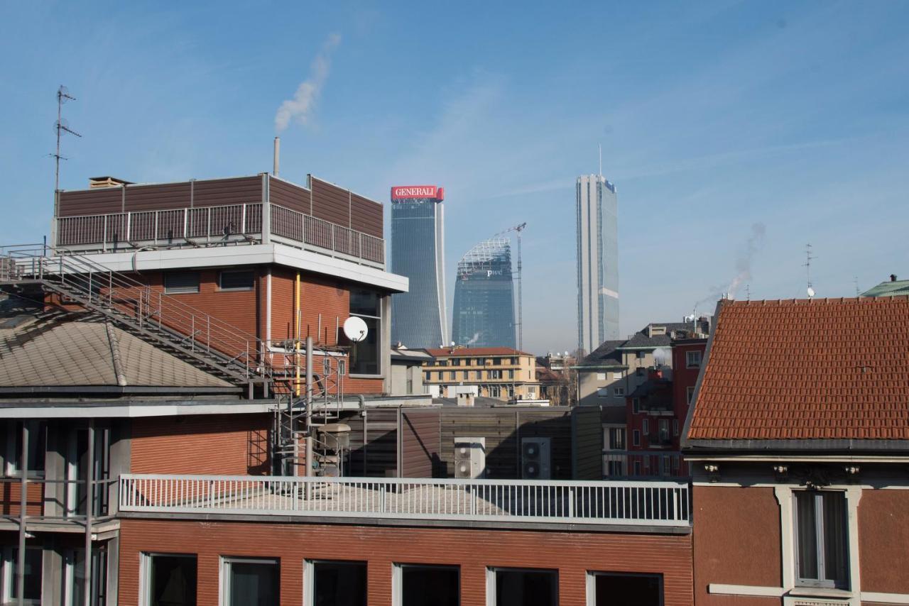 Youhosty - Correggio 12 Milaan Buitenkant foto